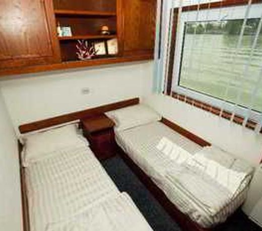 Botel Gggociman