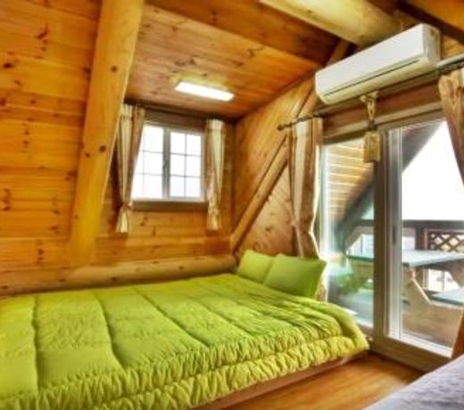 Jungmun Log Pension & Resort