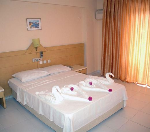 Tropicana Garden Hotel