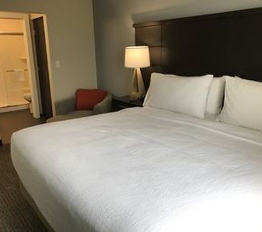 Staybridge Suites Madison - Fitchburg