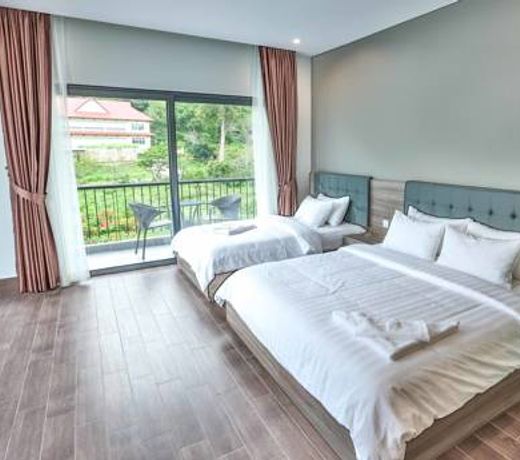 KEP BAY HOTEL & RESORT