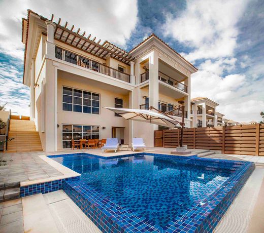 Al Habtoor Polo Resort