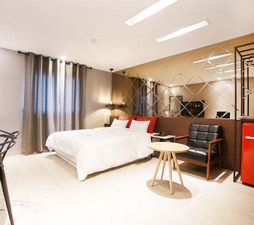 Hotel Lowa