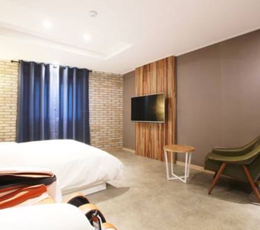 Hotel Lowa