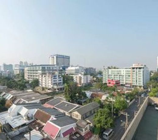 Bangkok Room by City Court Condo