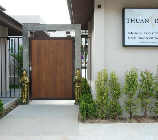 Thuan Resort