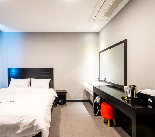 Ekonomy Hotel Sokcho