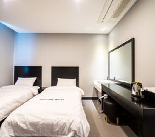 Ekonomy Hotel Sokcho