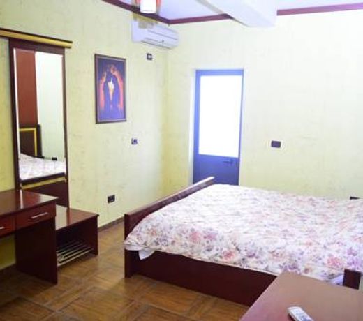 Hotel Deja