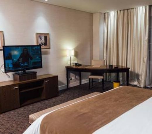 Howard Johnson by Wyndham Chilecito Hotel & Casino