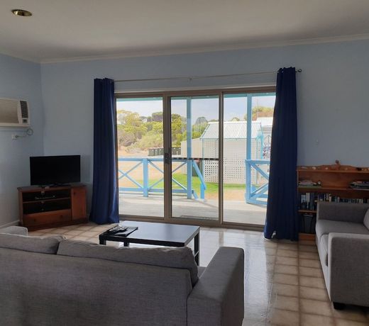 Marion Bay Holiday Villas