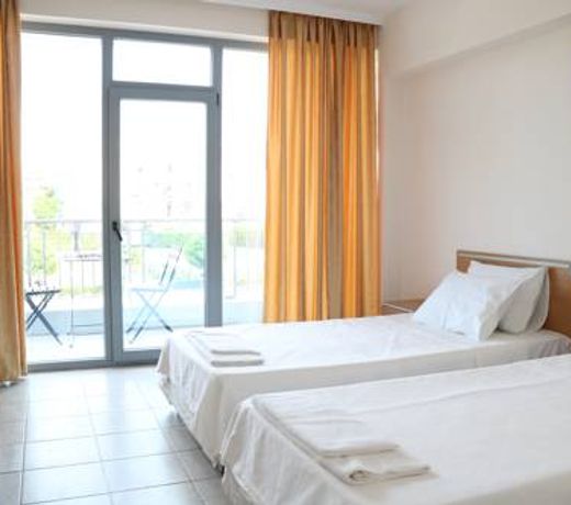 Persani Hotel-Free Parking
