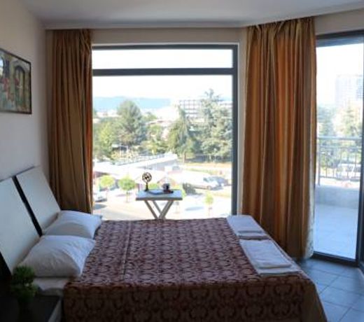 Persani Hotel-Free Parking