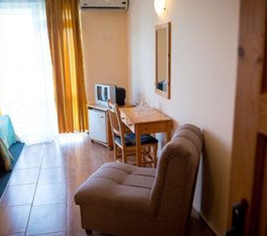 Golden Horn Hotel