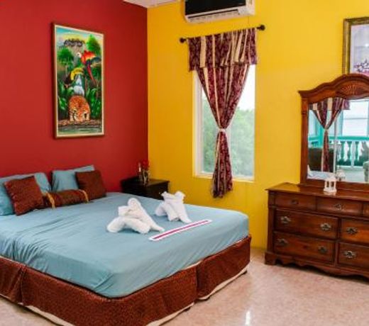 See Belize SUNROOM Sea View Suite with access to Infinity Pool & Panoramic Roof Terrace