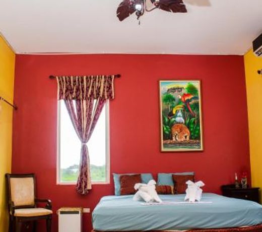 See Belize SUNROOM Sea View Suite with access to Infinity Pool & Panoramic Roof Terrace
