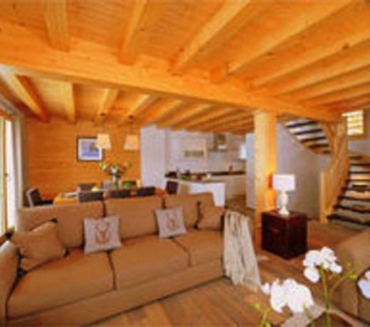Lavish Holiday Home in H r mence with Balcony