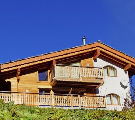 Charming Private Bungalow in Wohlenberg on Natural Beach