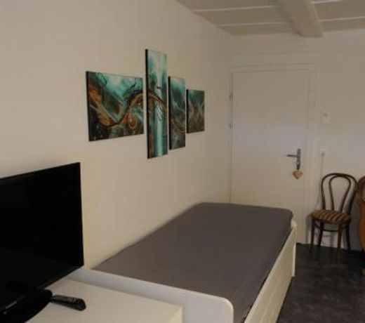 von May Rooms