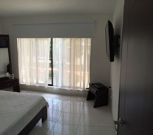 Casa Centenario Pereira