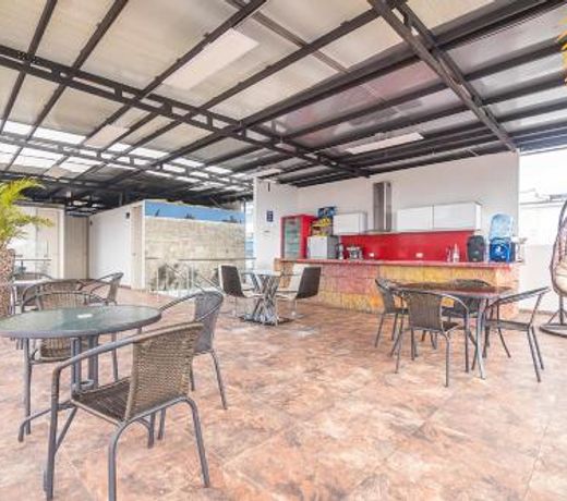 Bayit Tov Circunvalar Hotel