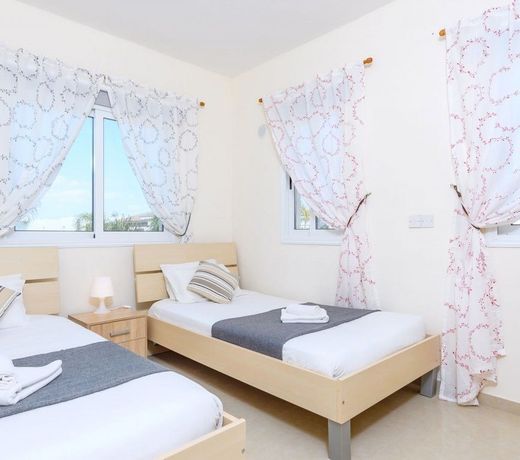 Blue Water Bay Villas