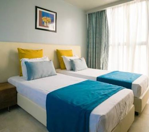 Hotel Adef