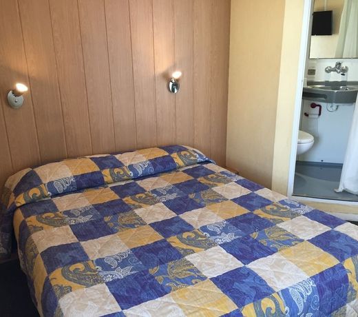 Fasthotel Plaisir