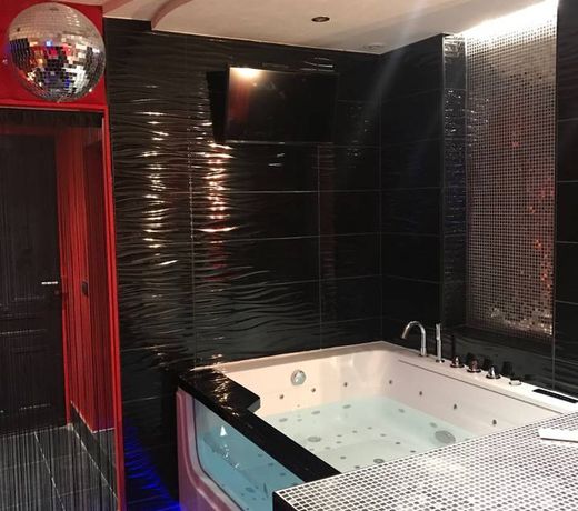 Le Cabaret Vip SPA