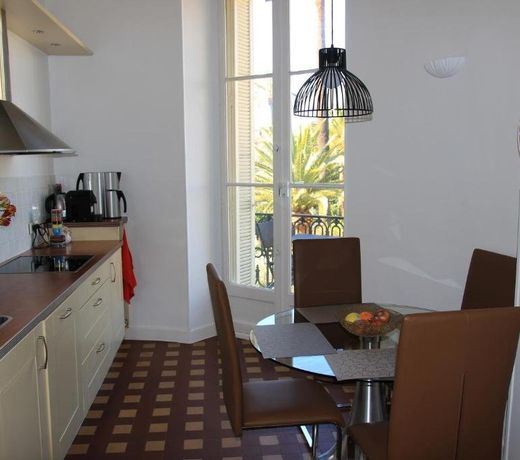 Le Pavillon113