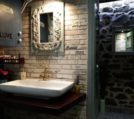 Traditional Guesthouse