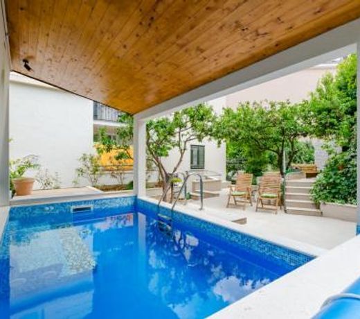 Luxury Villa Roza