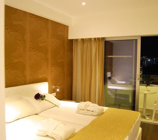 Nestor Hotel