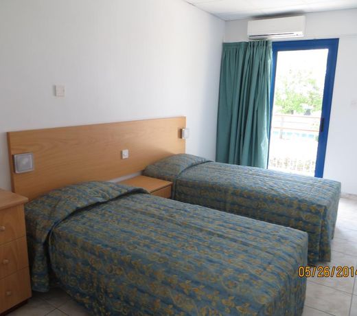 Green Bungalows Hotel Apartments