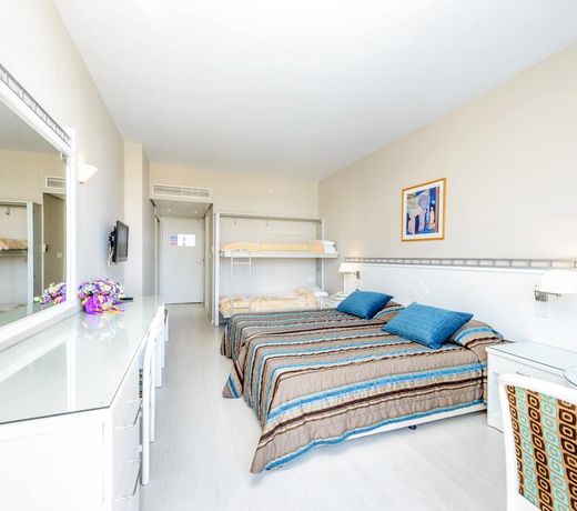 Pavlo Napa Beach Hotel