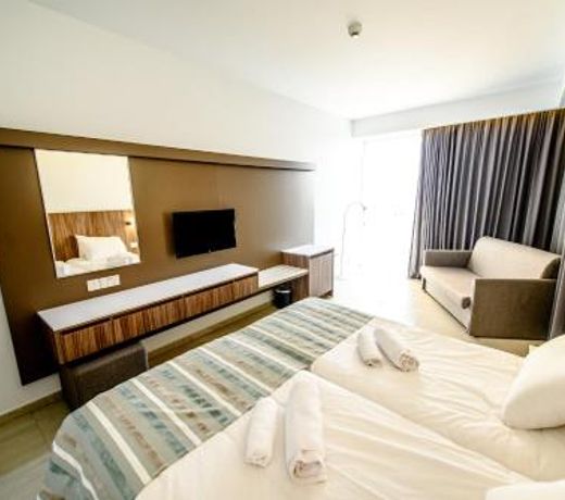 Eleana Hotel
