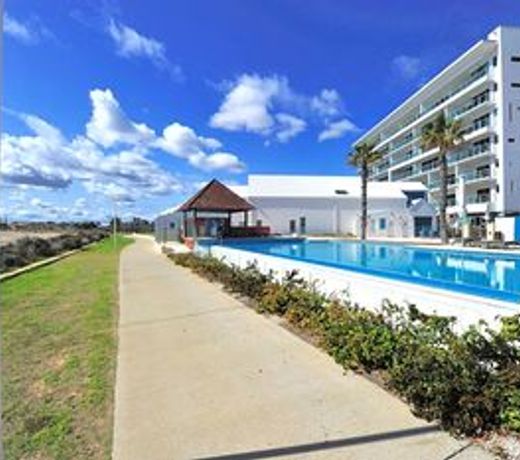 Sea Side 112