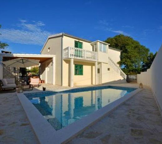 Villa Mr.H