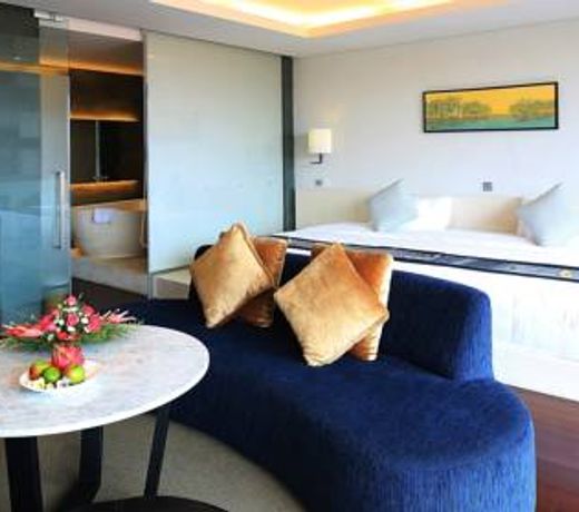 Suites by Watermark Hotel and Spa