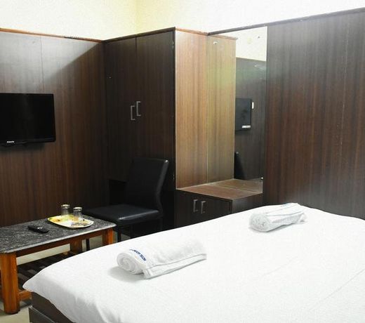 Hotel Govind Heights