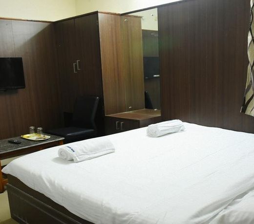Hotel Govind Heights