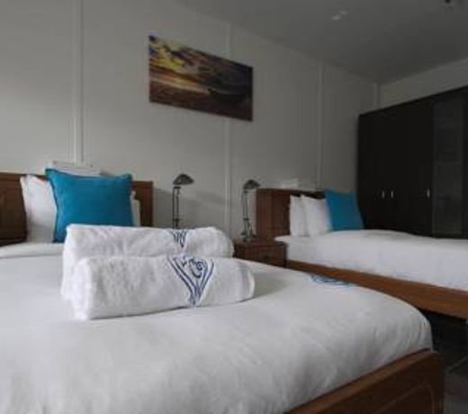Al-Burhan Hotel