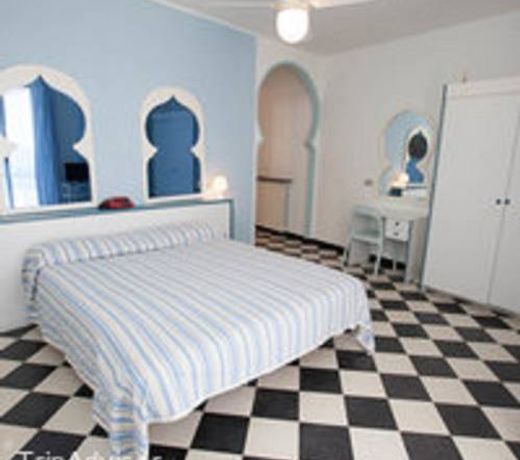 Hotel Arabesque