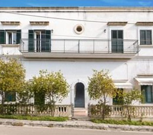 Casa di Pietro by BarbarHouse