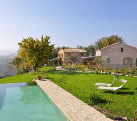 Borgo Farneto