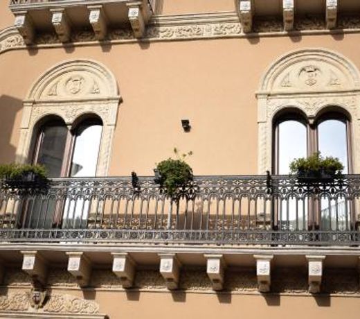 Cento Tari' Guest House
