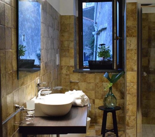 Cento Tari' Guest House
