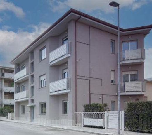 Palazzina Romani-Romani Holidays Apartments