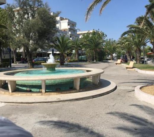 Palazzina Romani-Romani Holidays Apartments