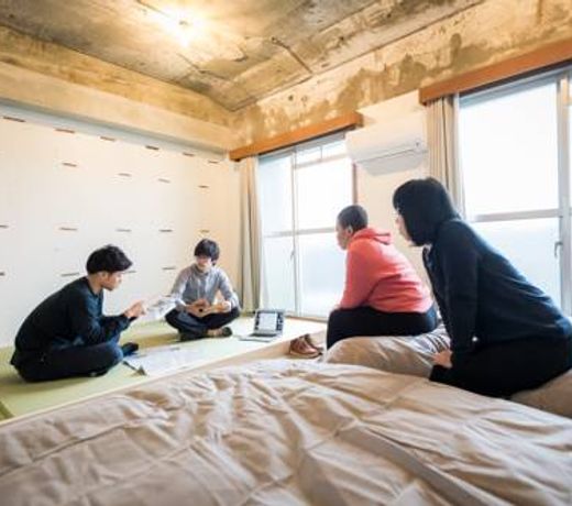 Shibamata Fu-ten Bed and Local